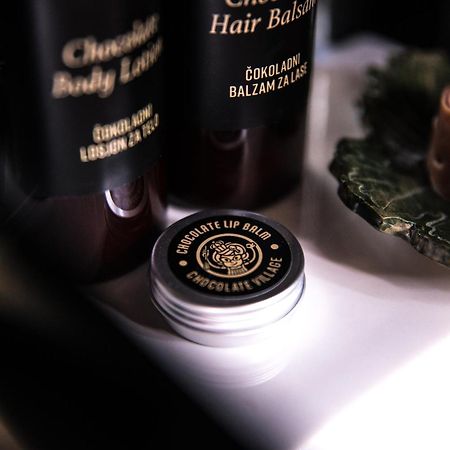 Luxury Glamping Chocolate Village 马里博尔 外观 照片
