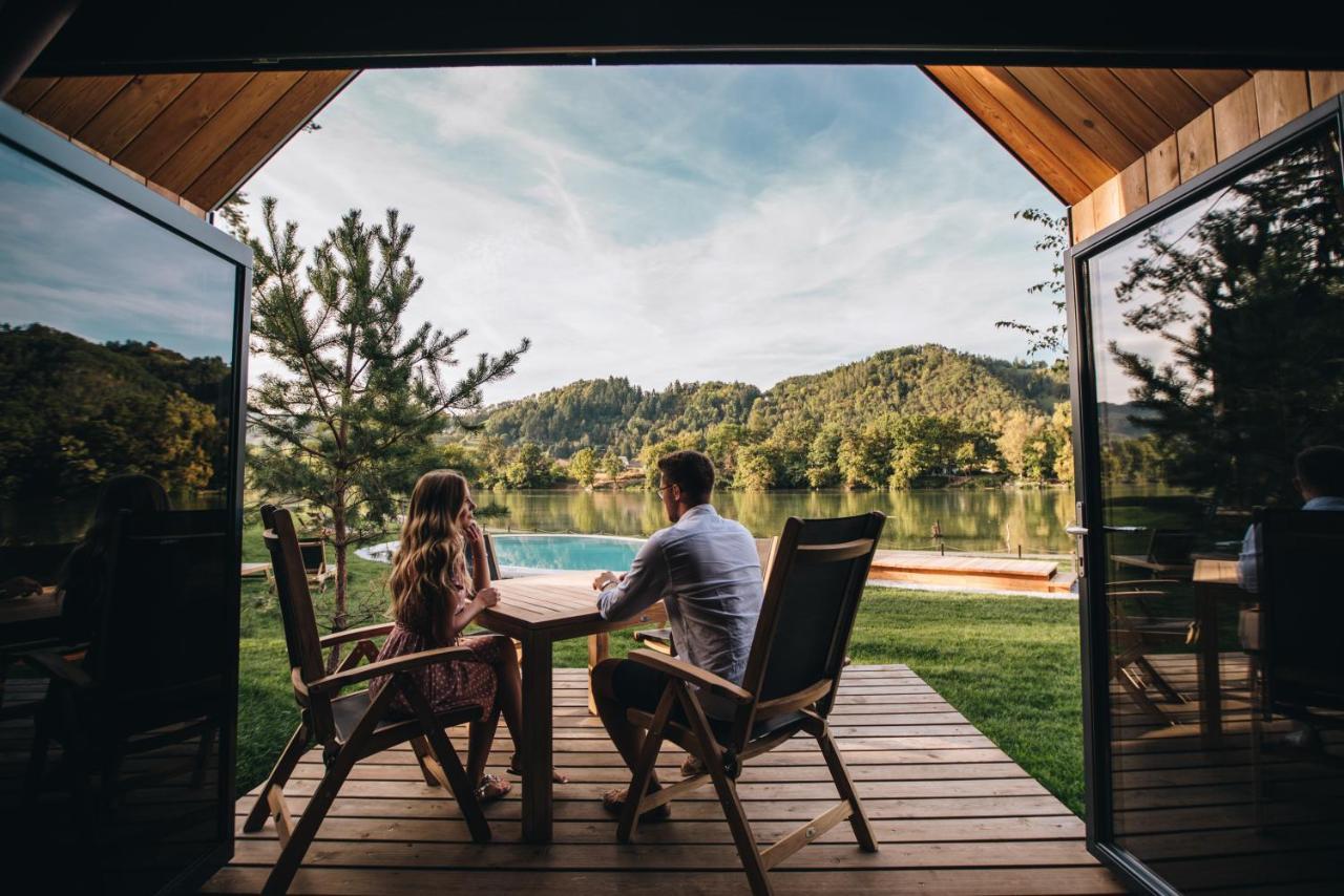 Luxury Glamping Chocolate Village 马里博尔 外观 照片