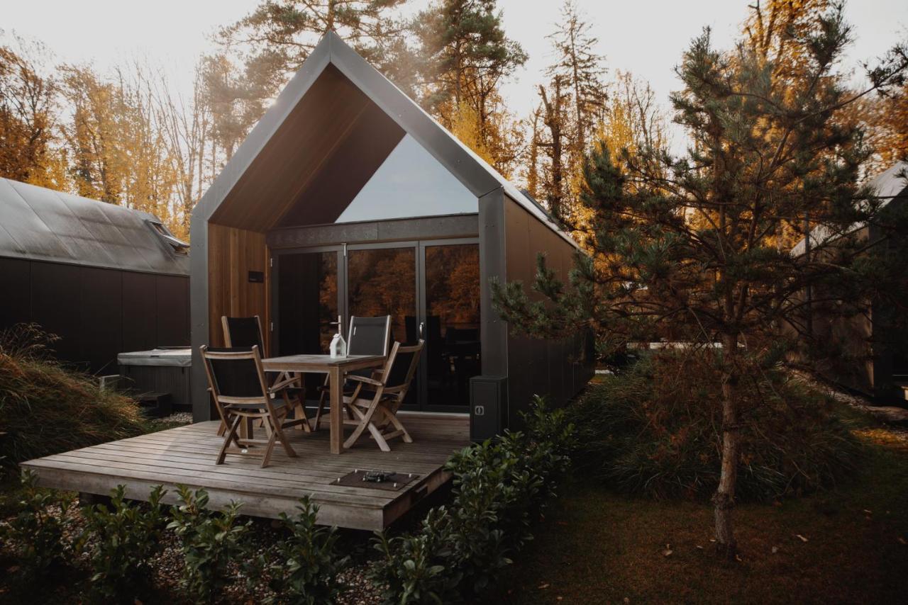 Luxury Glamping Chocolate Village 马里博尔 外观 照片