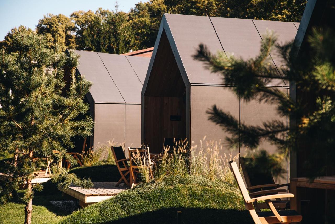 Luxury Glamping Chocolate Village 马里博尔 外观 照片