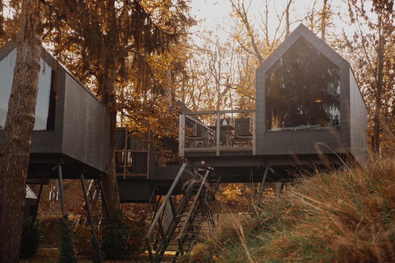Luxury Glamping Chocolate Village 马里博尔 外观 照片