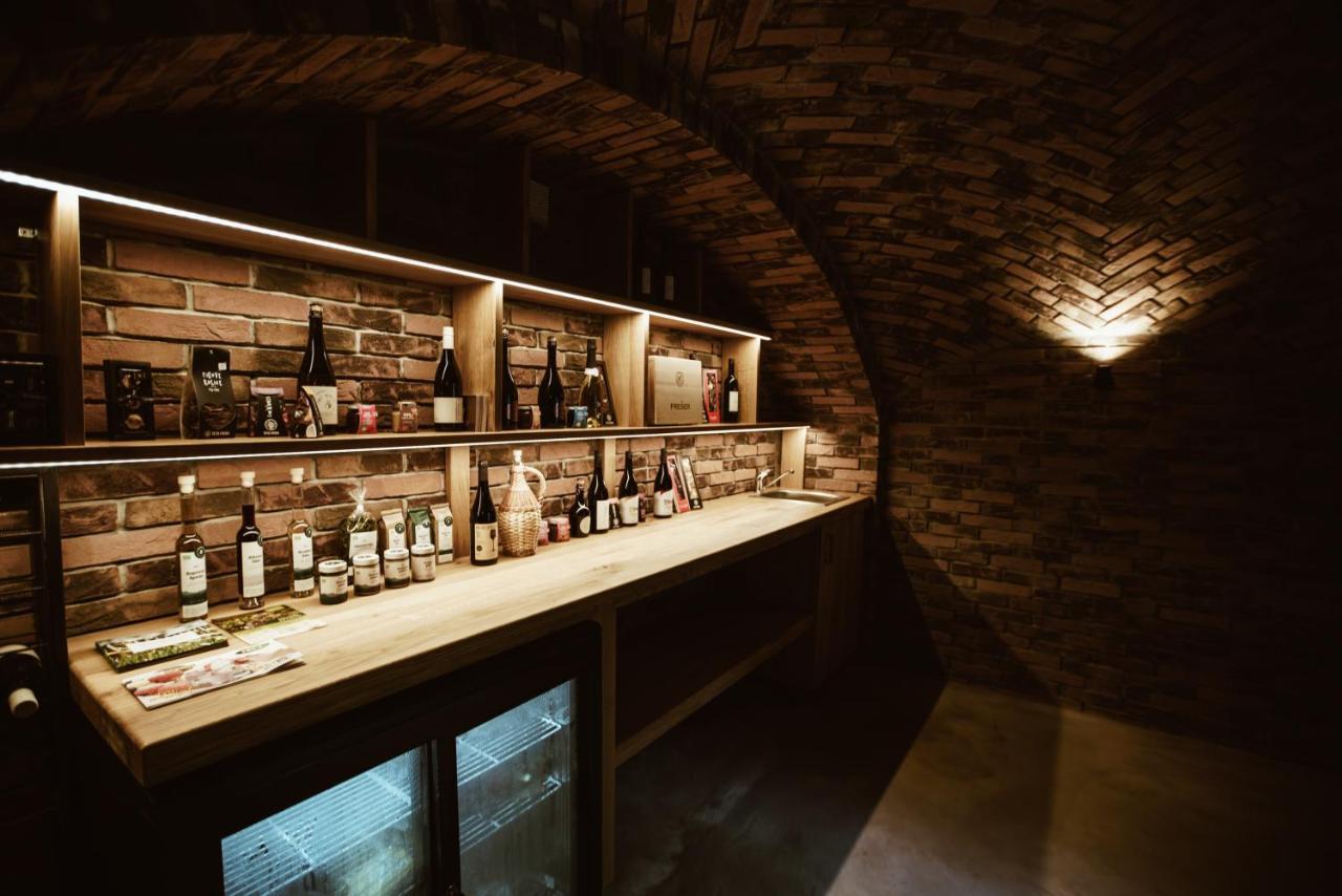 Luxury Glamping Chocolate Village 马里博尔 外观 照片
