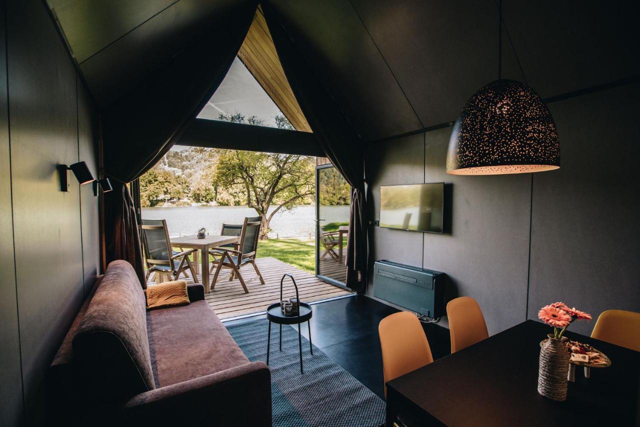 Luxury Glamping Chocolate Village 马里博尔 外观 照片